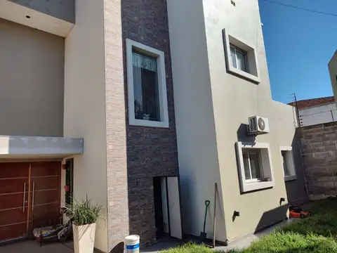 Venta Casa 5 Dormitorios  Dirección: Olivos 4470 Corrientes