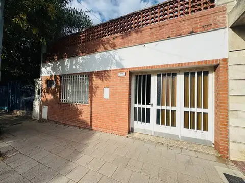 CASA EN VENTA EN PERGAMINO ZONA CENTRO