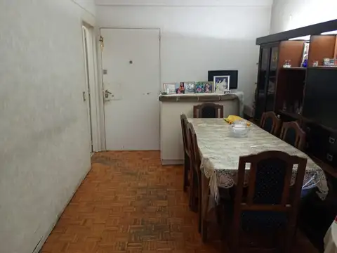 Departamento 4 ambientes con 2 baños
