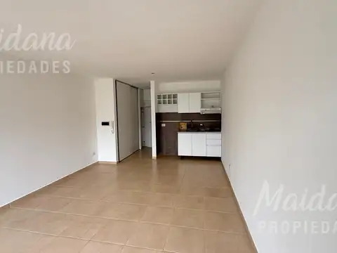Departamento en Alquiler en Loma Verde, $ 550.000