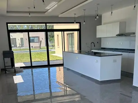 Casa en Venta 1 año