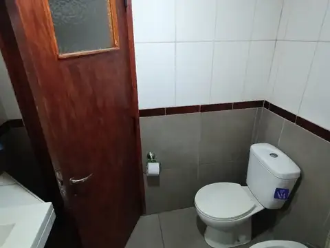 Depto Tipo Casa en Venta con 1 cocheras