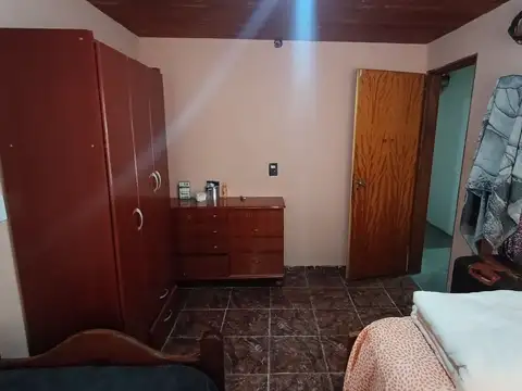 Depto Tipo Casa 5 ambientes con 1 baño