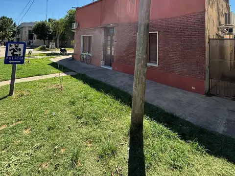 VENTA DE CASA CON LOCAL COMERCIAL