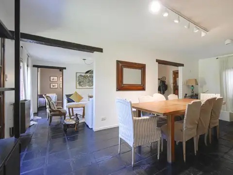 Casa en venta 5 ambientes con dependencia, jardin, pileta, garage en La Horqueta, San Isidro