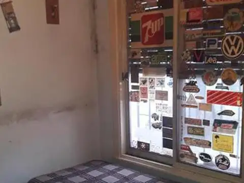 BELGRANO 3125 - 2 CASAS 3 AMB + LOCAL - LOTE 210 MTS - CASEROS - VENDE