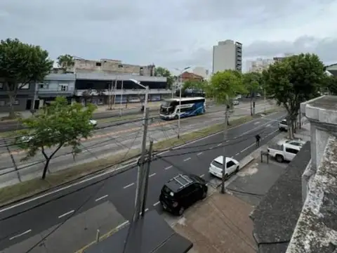 Avenida Mitre 5431