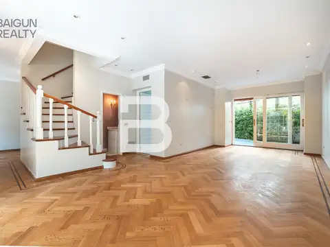 Casa 4 ambientes con 3 baños