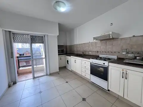 VENTA DEPARTAMENTO 3 AMB BALCON MORON APTO CREDITO