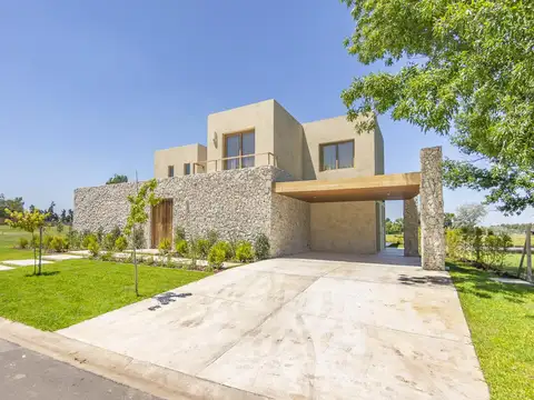 Casa en Alquiler al Noreste