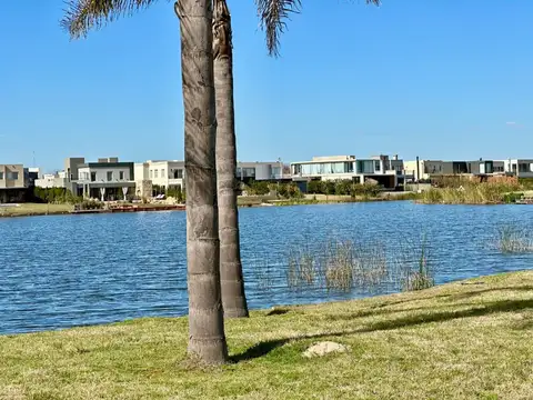 Terreno en Venta en El Cantón - Barrio Puerto, USD 97.000