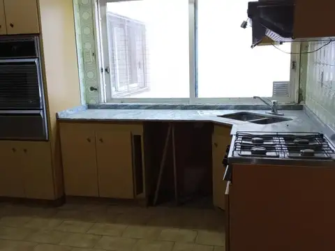 Blanco Encalada 4800, Piso 5