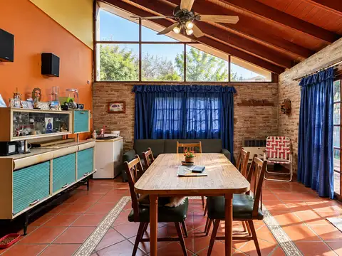 VENTA Casa en 2 Ambientes en Merlo 130m2 muy luminoso y Quincho