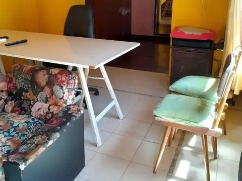 Casa en venta - 2 Dormitorios 1 Baño - San Carlos