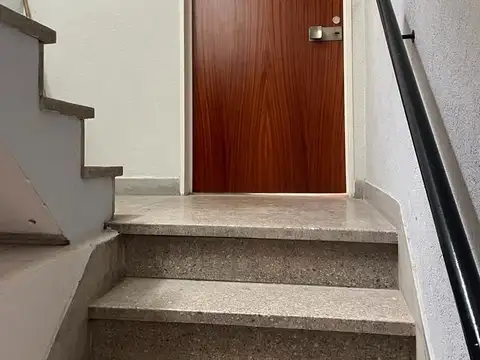 Depto Tipo Casa en Alquiler en Villa Ortuzar, $ 1.400.000