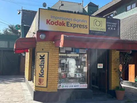 Mitre Esquina Macias