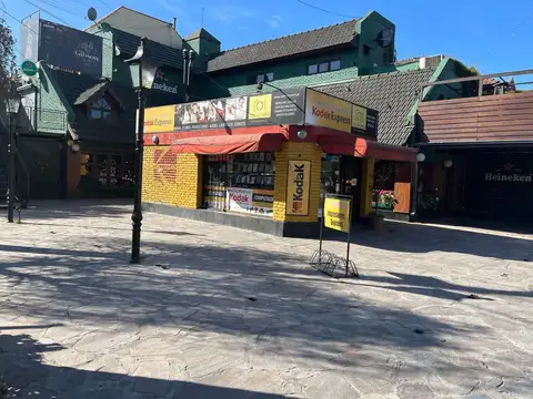 Adrogue local comercial en venta la mejor esquina 