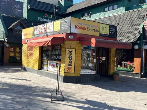 Mitre Esquina Macias