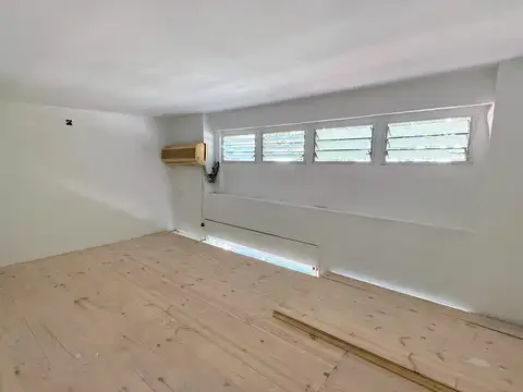 Depto Tipo Casa en Venta 40 años