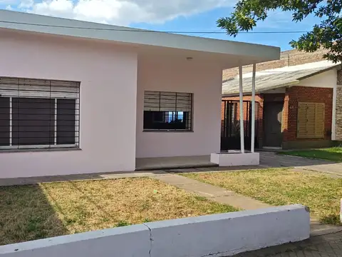Casa en Alquiler en Capitán Bermudez, San Lorenzo