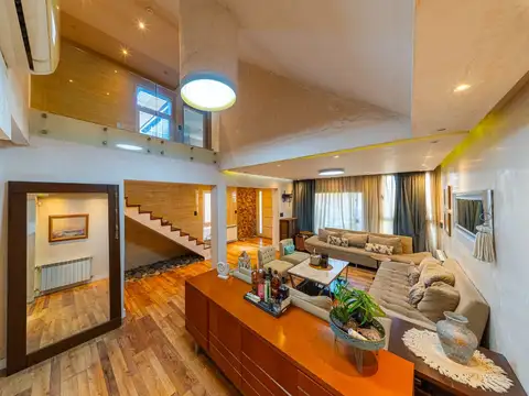 CASA EN VENTA 4 DORMITORIOS PREMMIUM ZONA SUR