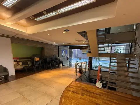 Oficina en Alquiler 50 años