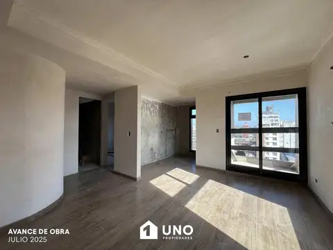 Entre Ríos y Pasco - Dpto de 1 Dormitorio. Cochera disponible.