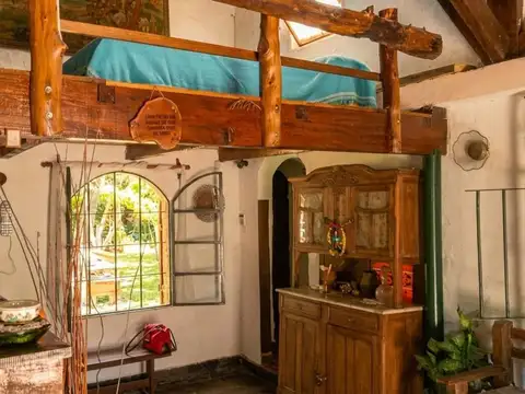 EXCLUSIVA QUINTA COLONIAL S/LOTE DE 2700 m2