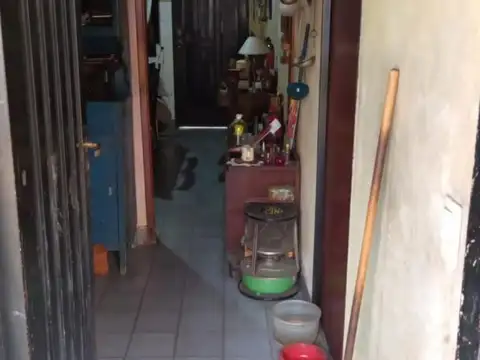 EN VENTA EN EL PALOMAR A UNA CUADRA DE CURVA DEL MATE SOBRE LOTE PROPIO; DOS VIVIENDAS - FICHA 8821