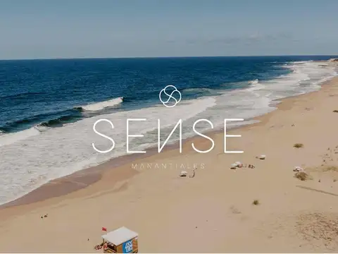 Departamento de 4 Ambientes, Con Jardín y Cochera - Punta del Este, Uruguay