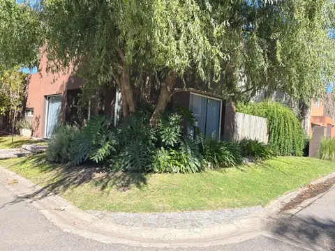 Casa en Venta en California Village, USD 175.000