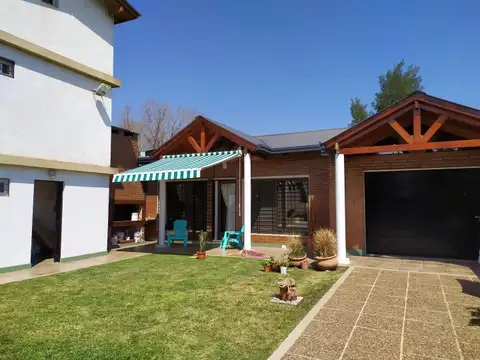 Casa 2 ambientes con 3 baños