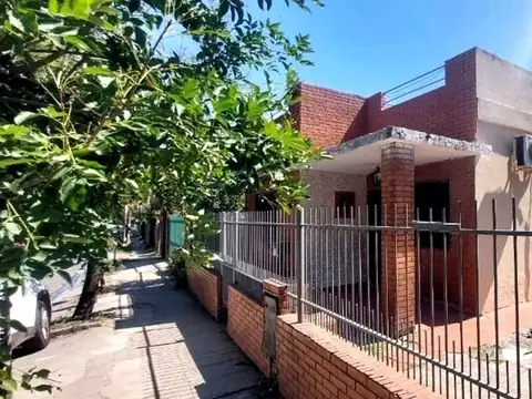 Venta PH tipo casa 3 ambientes en José León Suárez