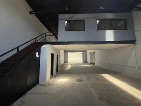 Local en Alquiler en La Plata, USD 2.200