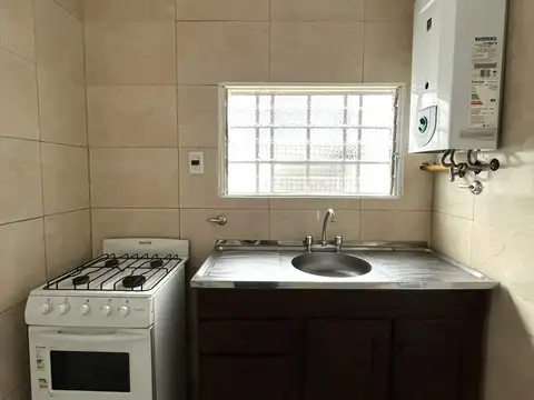 Casa de 2 dormitorios en alquiler – Entre Ríos al 4000
