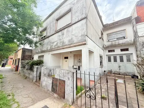 VENTA CASA FLORIDA OESTE 5 AMBIENTES- PERMUTA