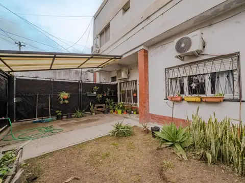 Depto Tipo Casa en Venta de 4 dormitorios