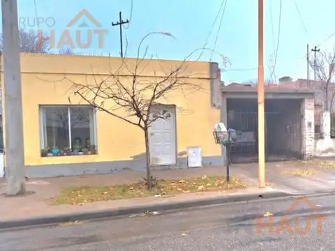 Venta-Casa-Barrio Arevalo-Calle Tucuman 426 Cipolletti