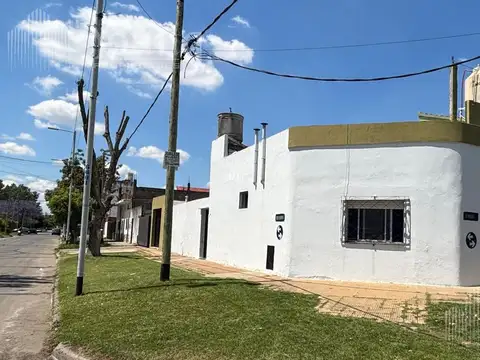 Depto Tipo Casa en Alquiler de 2 ambientes