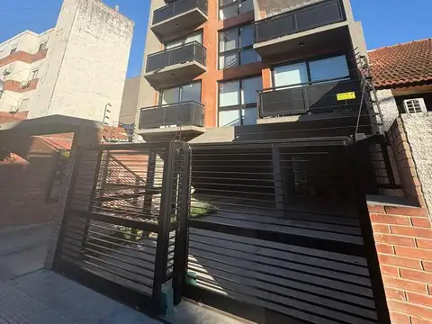 Departamento en Alquiler en Castelar Norte, Castelar
