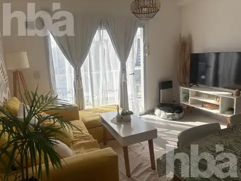 Departamento en  Monte Castro 2 ambientes Super luminoso  Segurola y Jonte