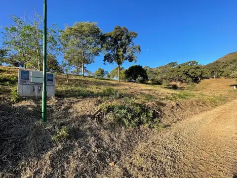 TERRENO EN VENTA EN LAS CAÑADAS 200