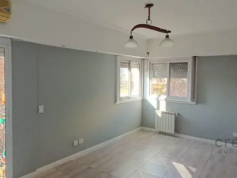 Alquiler departamento 4 ambientes con balcón en Almagro