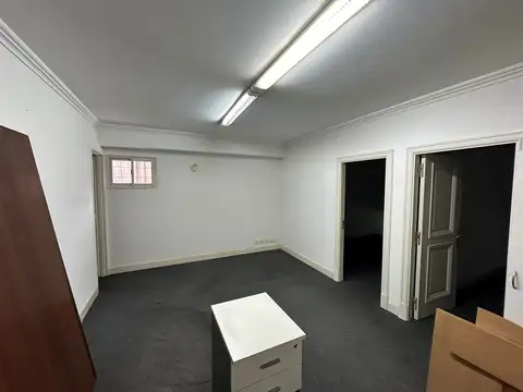 Oficina en Alquiler en Belgrano Chico, $ 800.000
