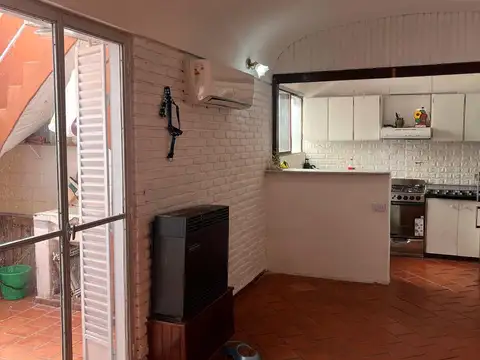 Depto Tipo Casa en Venta en Villa Lynch, USD 70.000