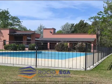 Terreno en venta en  El Espinillo Golf Lujan