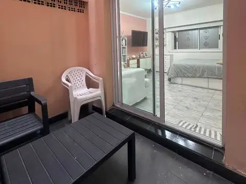 VENTA MONOAMBIENTE REMODELADO CON PATIO CABALLITO
