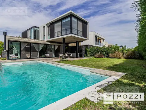 Casa en venta en Los Castaños, NORDELTA. TIGRE. POZZI INMO
