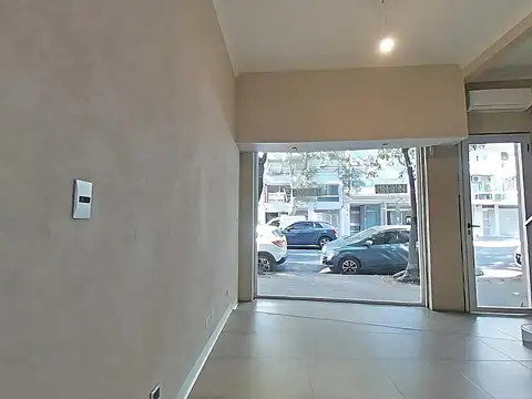 Local en Alquiler en Flores Norte, $ 1.200.000