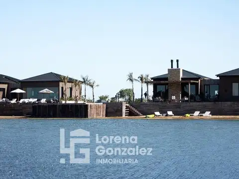 Terreno en Venta de 902,0 m2